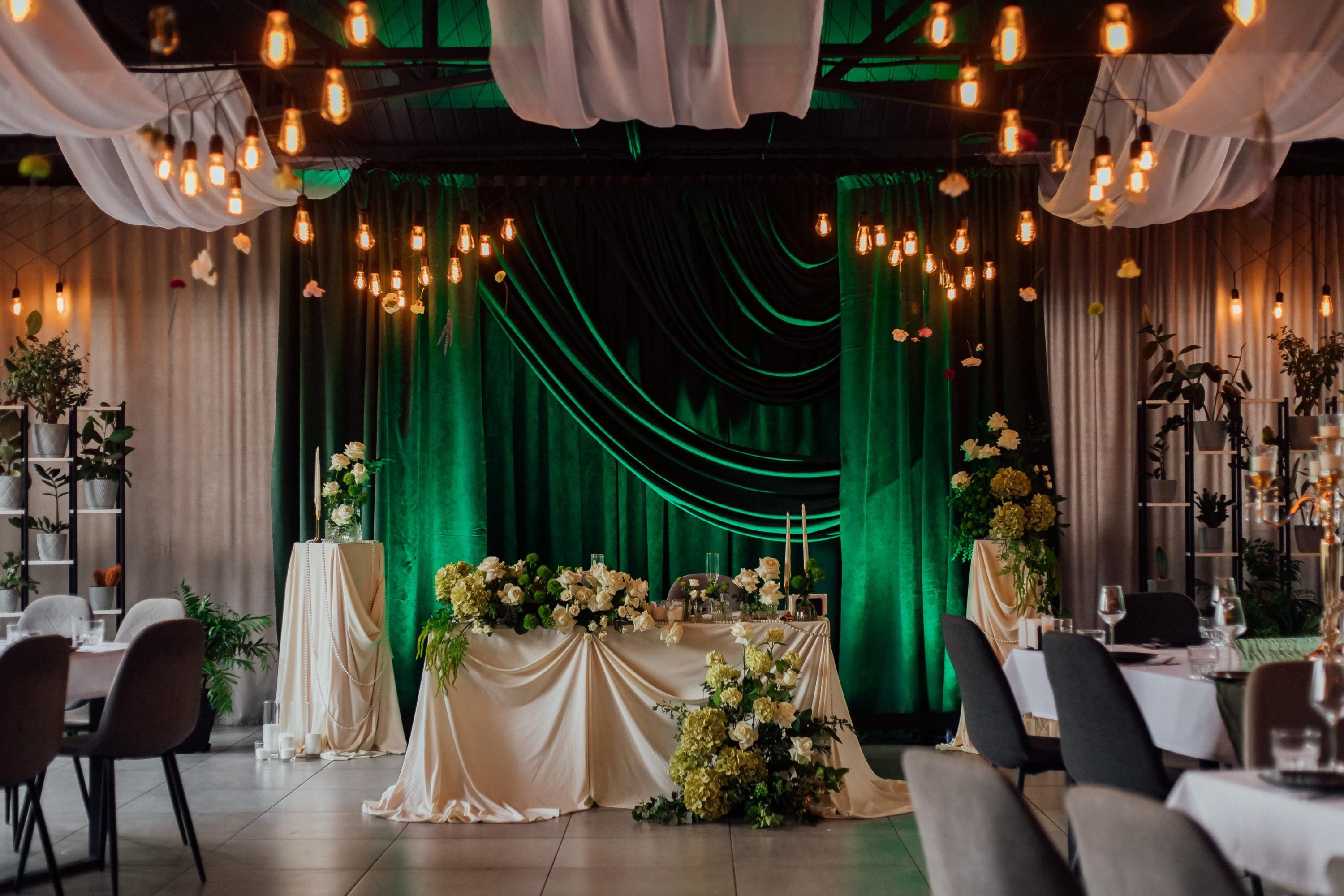 Find Top-Rated, Experienced Event Decorators