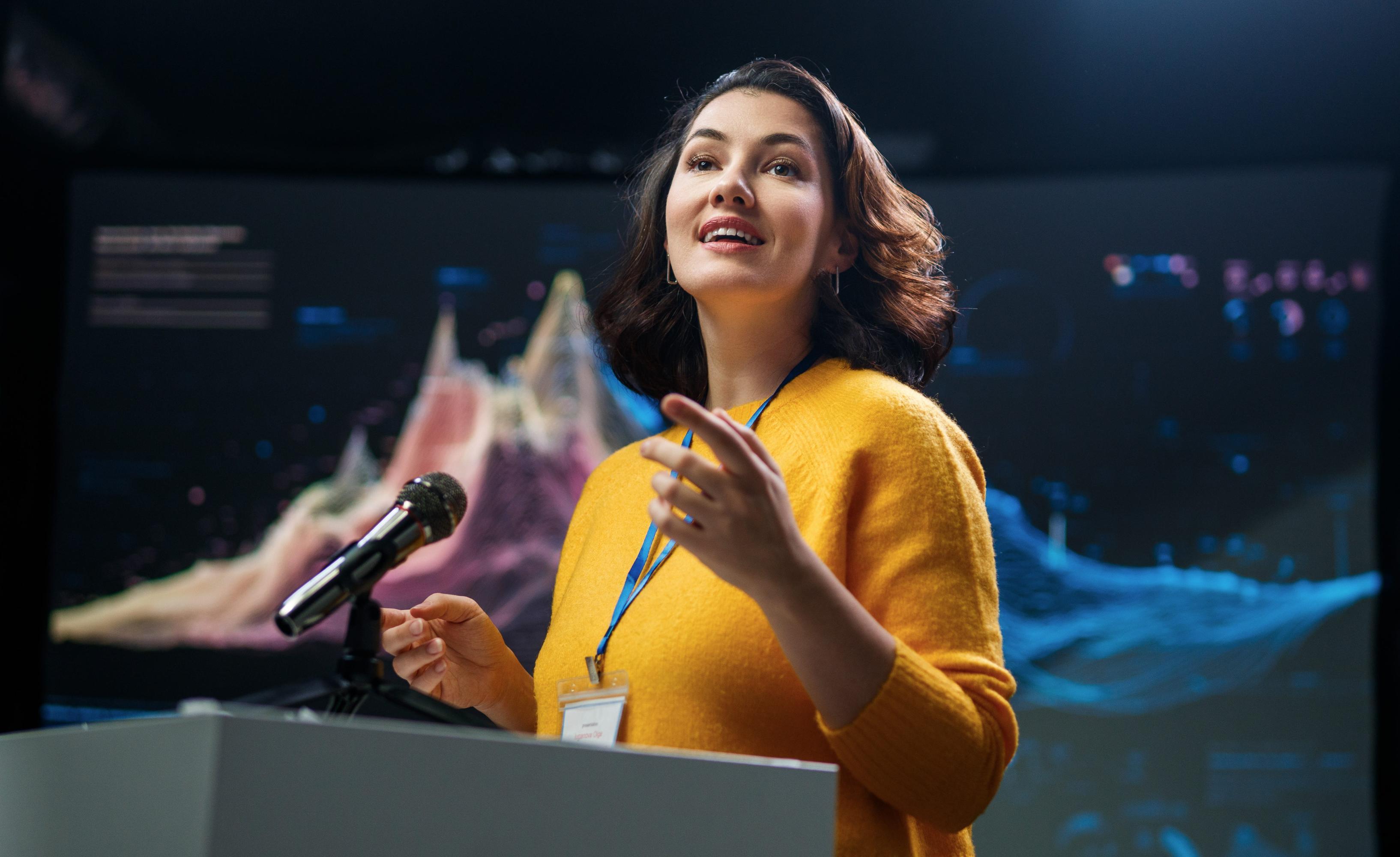 Find Top Public Speaking Coaches and Trainers Online