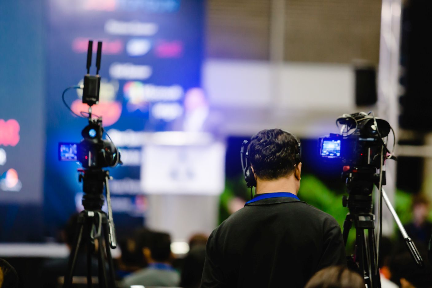 Find Top-Rated, Experienced Event Photographers